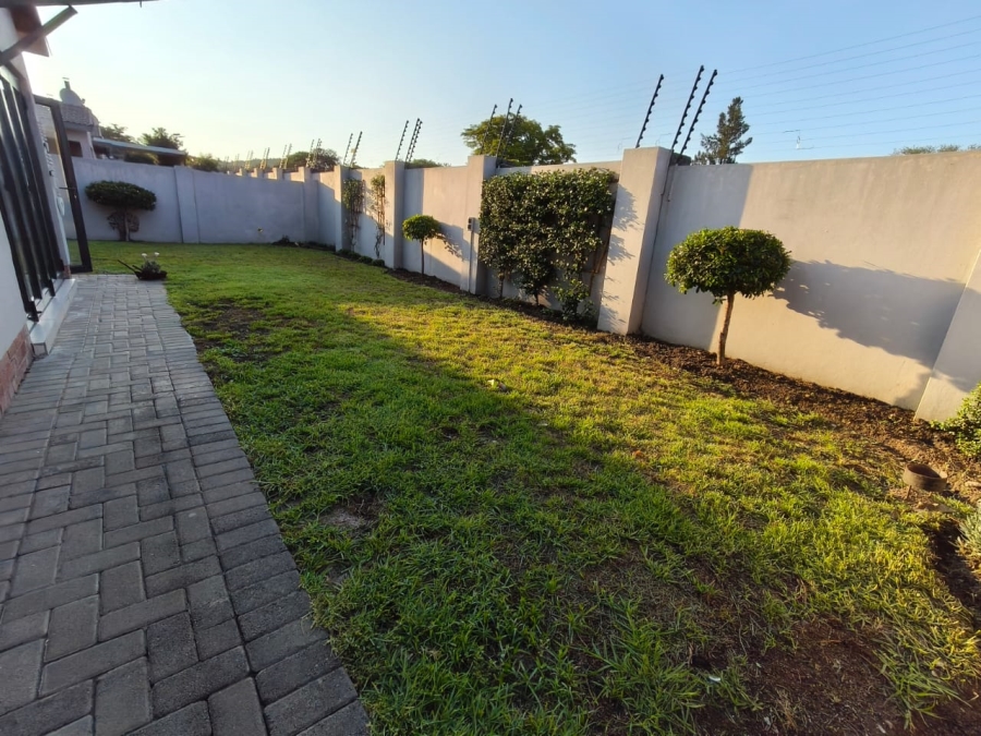 3 Bedroom Property for Sale in Waterkloof East North West